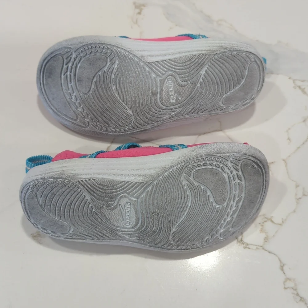 SPEEDO Water Shoes M (7-8) - Picture 5 of 6
